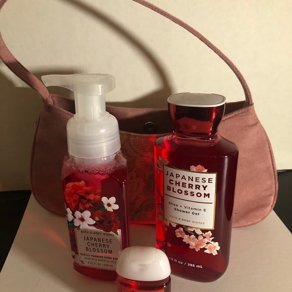 Bath & Body Works Other - Bath&body works set